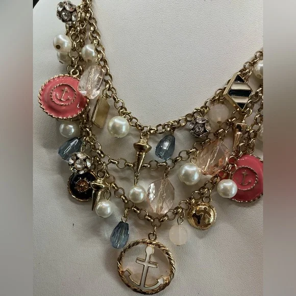 CHARMING CHARLIE CHARM NAUTICAL PINK BLUE FAUX PEARL OVERSIZED NECKLACE NWT - Picture 2 of 3